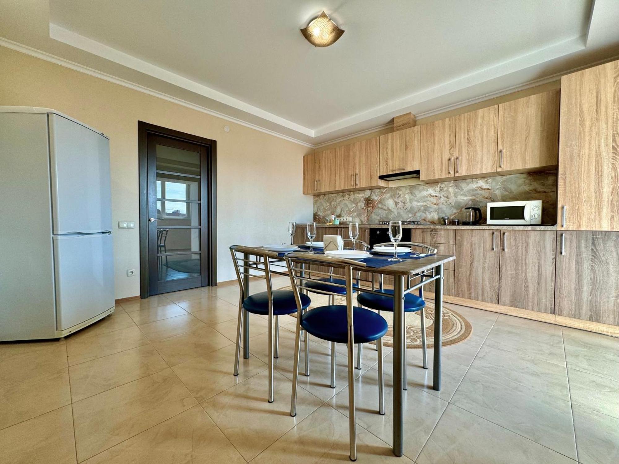 Apartpoltava Світлі Просторі Апартаменти 80М2 , 2-Окремі Кімнати, Новобудова Центр Чек Банківський Buitenkant foto